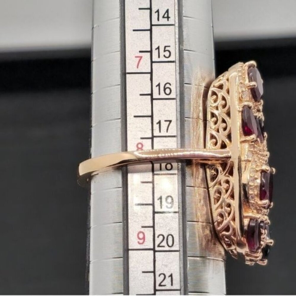 Elegant Ruby Red Gemstone Ring - image 5